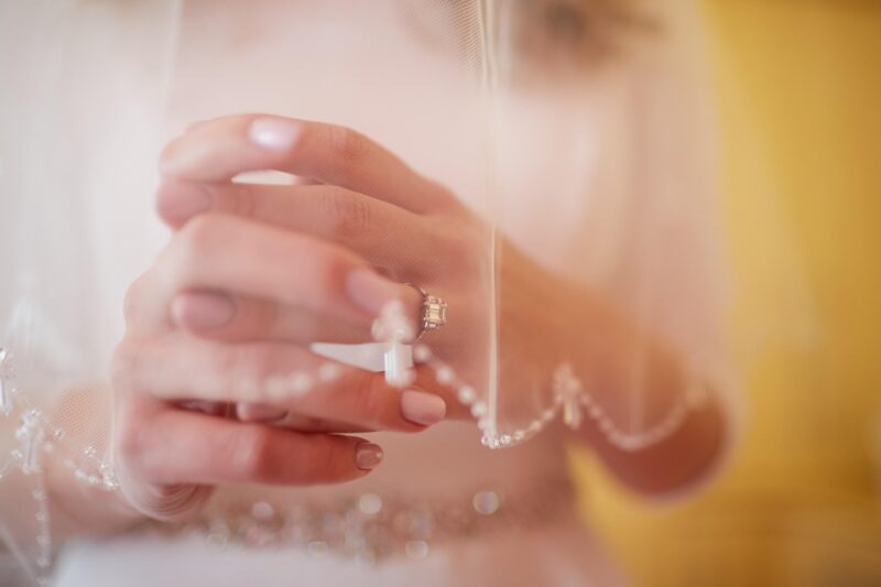 まずは知っておきたい！婚約指輪選びの3つの基礎知識