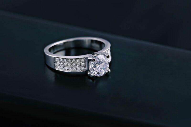 エクセルコダイヤモンドの結婚指輪、平均的な納期はどのくらい？